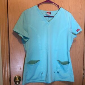 Dickies size medium scrub top mint green